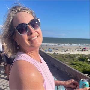 Meet your Posher, Dana